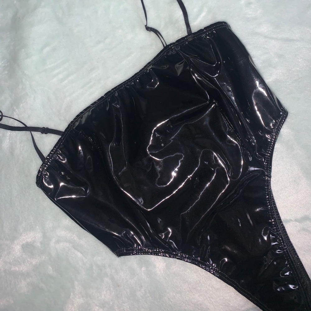 Fashion nova body suit